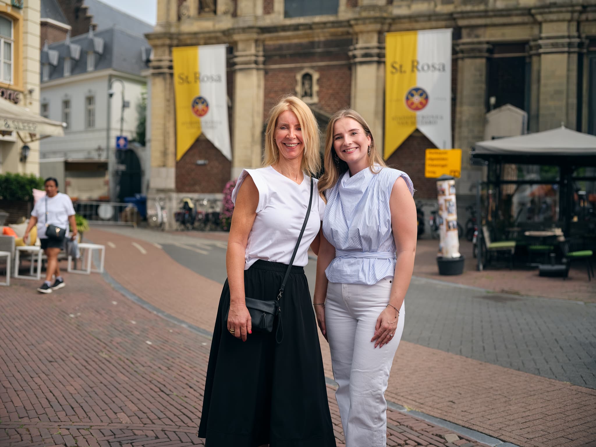 Dames-Sittard-v1